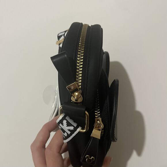 Primark Disney Mickey Mouse Cross Body Phone Purse Exclusive Travel Fun NWT - Picture 6 of 8